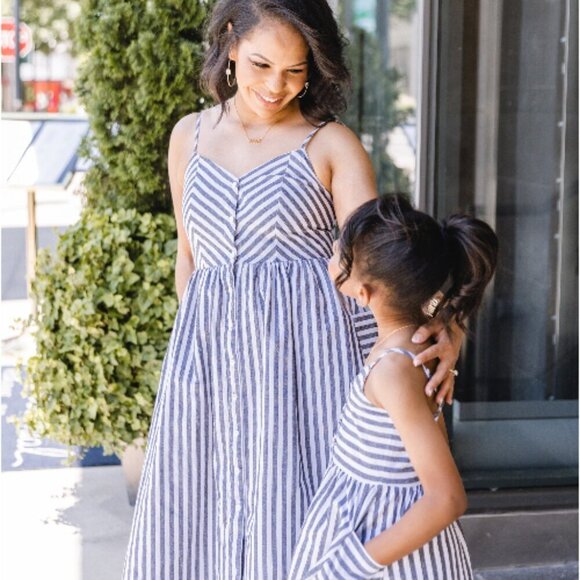 NWT Le La Lo Chambray Stripes Sundress | Gray | Size M - Picture 2 of 7